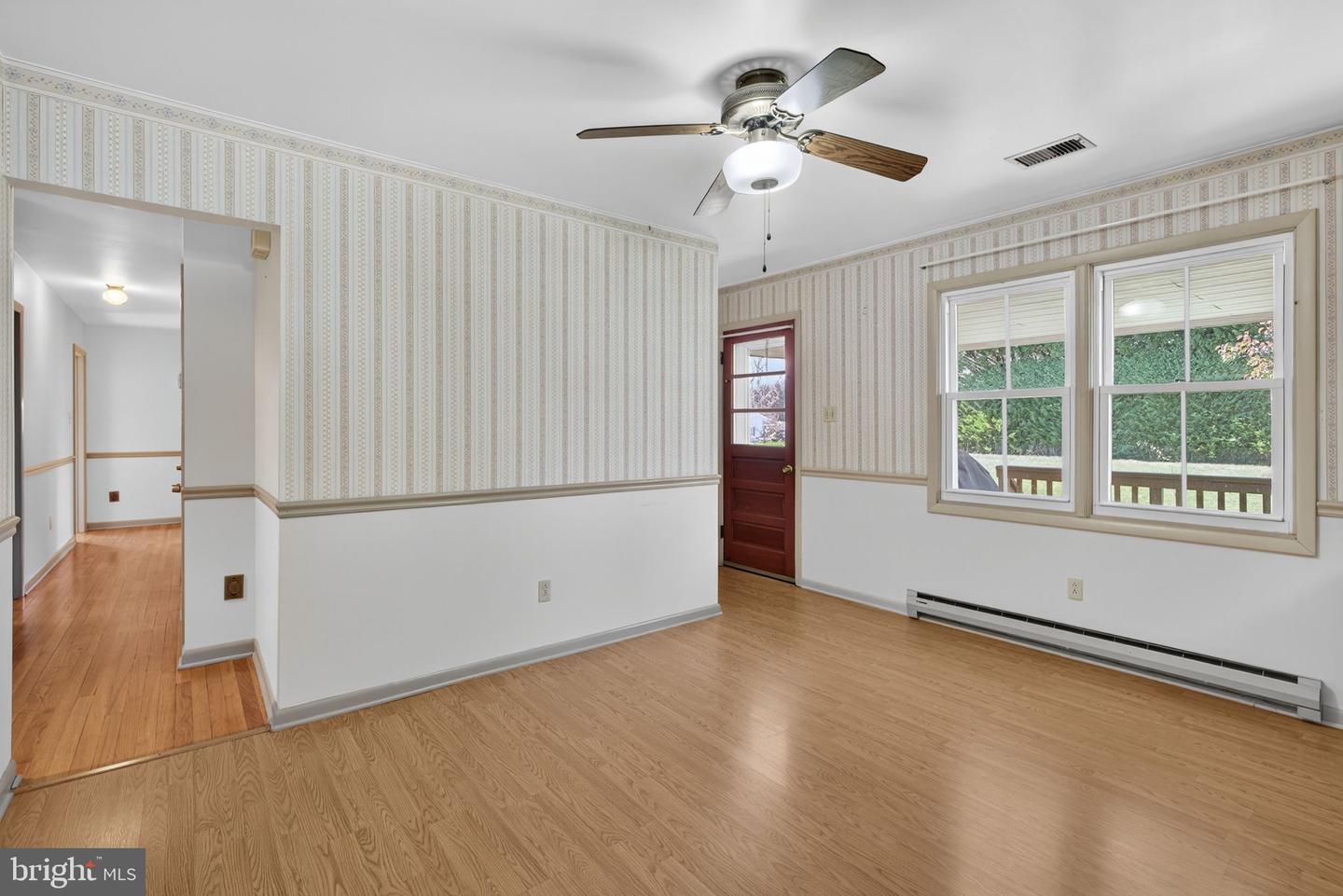 1243 N FREDERICK PIKE, WINCHESTER, Virginia 22603, 3 Bedrooms Bedrooms, ,2 BathroomsBathrooms,Residential,For sale,1243 N FREDERICK PIKE,VAFV2037860 MLS # VAFV2037860 1243 N FREDERICK PIKE, WINCHESTER, Virginia 22603, 3 Bedrooms Bedrooms, ,2 BathroomsBathrooms,Residential,For sale,1243 N FREDERICK PIKE,VAFV2037860 MLS # VAFV2037860