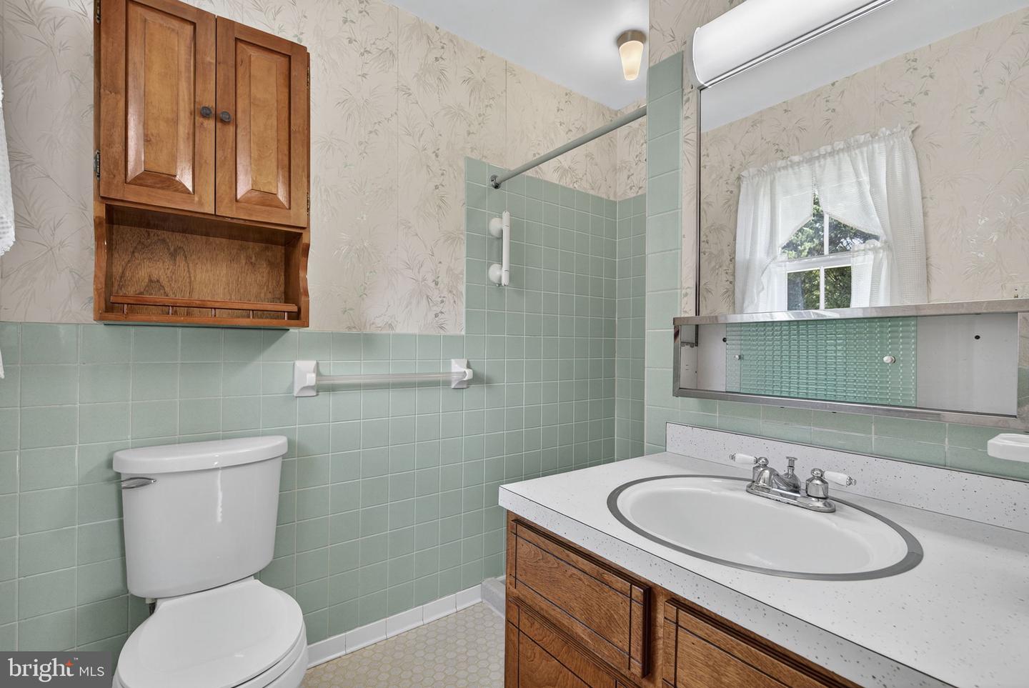 1243 N FREDERICK PIKE, WINCHESTER, Virginia 22603, 3 Bedrooms Bedrooms, ,2 BathroomsBathrooms,Residential,For sale,1243 N FREDERICK PIKE,VAFV2037860 MLS # VAFV2037860 1243 N FREDERICK PIKE, WINCHESTER, Virginia 22603, 3 Bedrooms Bedrooms, ,2 BathroomsBathrooms,Residential,For sale,1243 N FREDERICK PIKE,VAFV2037860 MLS # VAFV2037860