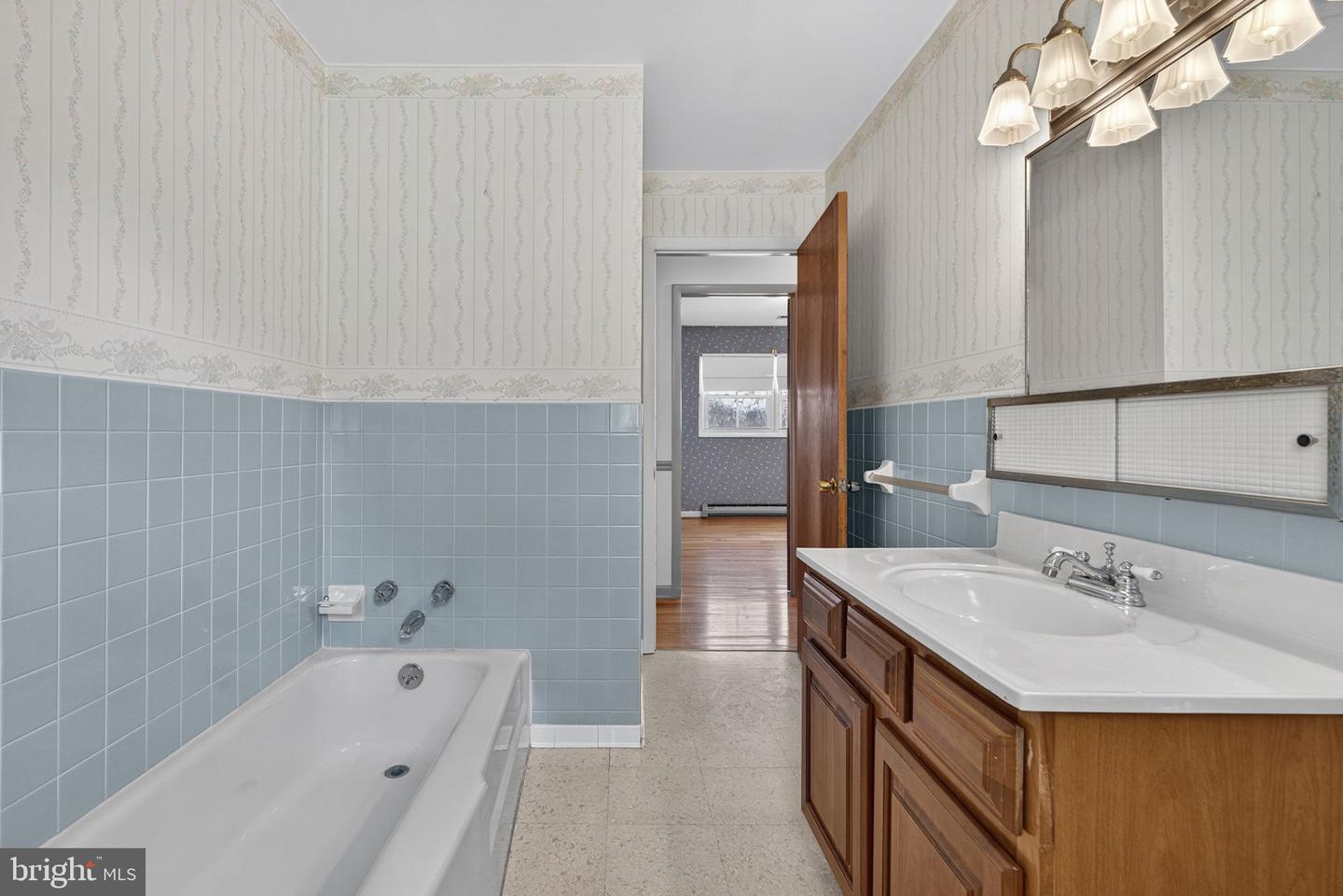 1243 N FREDERICK PIKE, WINCHESTER, Virginia 22603, 3 Bedrooms Bedrooms, ,2 BathroomsBathrooms,Residential,For sale,1243 N FREDERICK PIKE,VAFV2037860 MLS # VAFV2037860 1243 N FREDERICK PIKE, WINCHESTER, Virginia 22603, 3 Bedrooms Bedrooms, ,2 BathroomsBathrooms,Residential,For sale,1243 N FREDERICK PIKE,VAFV2037860 MLS # VAFV2037860