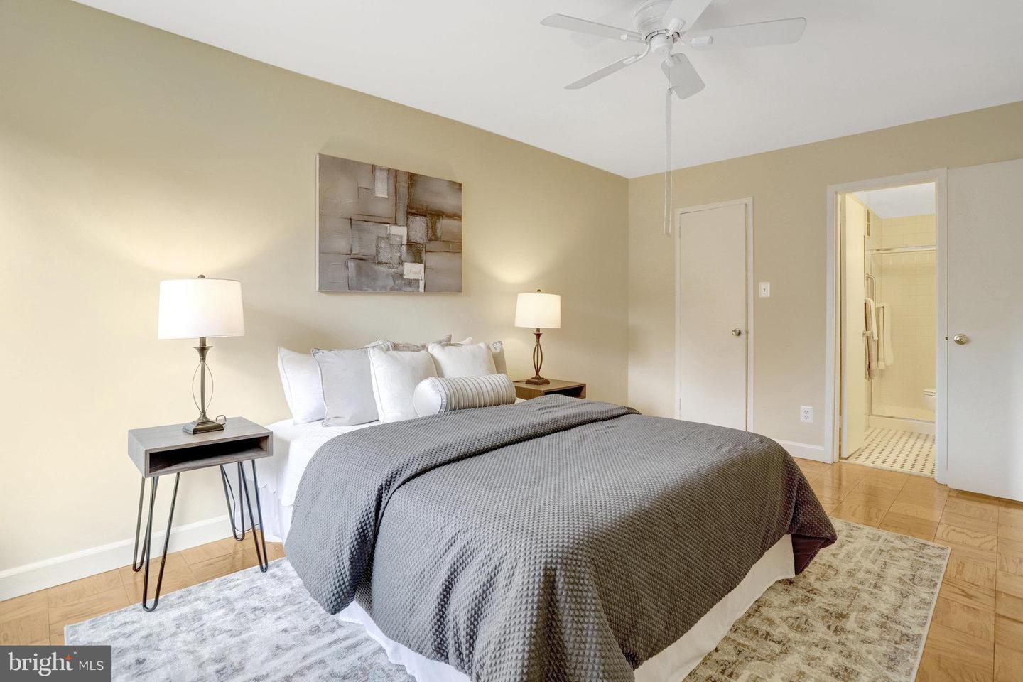 3100 S MANCHESTER ST #442, FALLS CHURCH, Virginia 22044, 2 Bedrooms Bedrooms, ,2 BathroomsBathrooms,Residential,For sale,3100 S MANCHESTER ST #442,VAFX2277824 MLS # VAFX2277824 3100 S MANCHESTER ST #442, FALLS CHURCH, Virginia 22044, 2 Bedrooms Bedrooms, ,2 BathroomsBathrooms,Residential,For sale,3100 S MANCHESTER ST #442,VAFX2277824 MLS # VAFX2277824