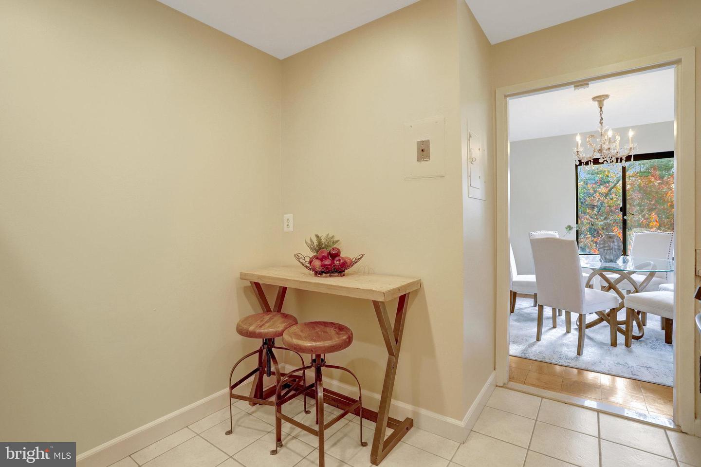 3100 S MANCHESTER ST #442, FALLS CHURCH, Virginia 22044, 2 Bedrooms Bedrooms, ,2 BathroomsBathrooms,Residential,For sale,3100 S MANCHESTER ST #442,VAFX2277824 MLS # VAFX2277824 3100 S MANCHESTER ST #442, FALLS CHURCH, Virginia 22044, 2 Bedrooms Bedrooms, ,2 BathroomsBathrooms,Residential,For sale,3100 S MANCHESTER ST #442,VAFX2277824 MLS # VAFX2277824