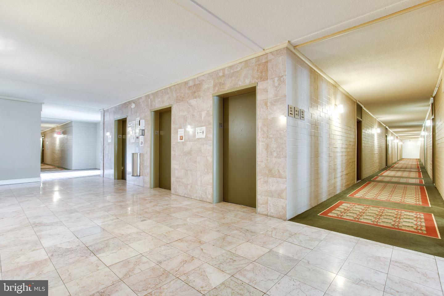 3100 S MANCHESTER ST #442, FALLS CHURCH, Virginia 22044, 2 Bedrooms Bedrooms, ,2 BathroomsBathrooms,Residential,For sale,3100 S MANCHESTER ST #442,VAFX2277824 MLS # VAFX2277824 3100 S MANCHESTER ST #442, FALLS CHURCH, Virginia 22044, 2 Bedrooms Bedrooms, ,2 BathroomsBathrooms,Residential,For sale,3100 S MANCHESTER ST #442,VAFX2277824 MLS # VAFX2277824