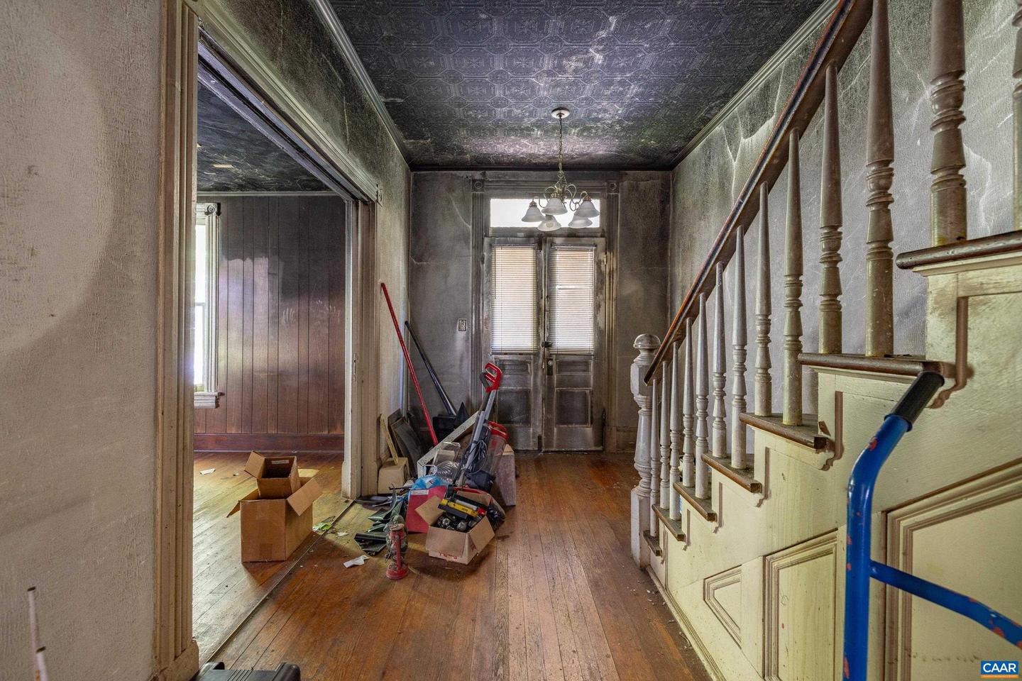 708 LOCUST AVE, CHARLOTTESVILLE, Virginia 22902, 3 Bedrooms Bedrooms, ,1 BathroomBathrooms,Residential,For sale,708 LOCUST AVE,670698 MLS # 670698 708 LOCUST AVE, CHARLOTTESVILLE, Virginia 22902, 3 Bedrooms Bedrooms, ,1 BathroomBathrooms,Residential,For sale,708 LOCUST AVE,670698 MLS # 670698