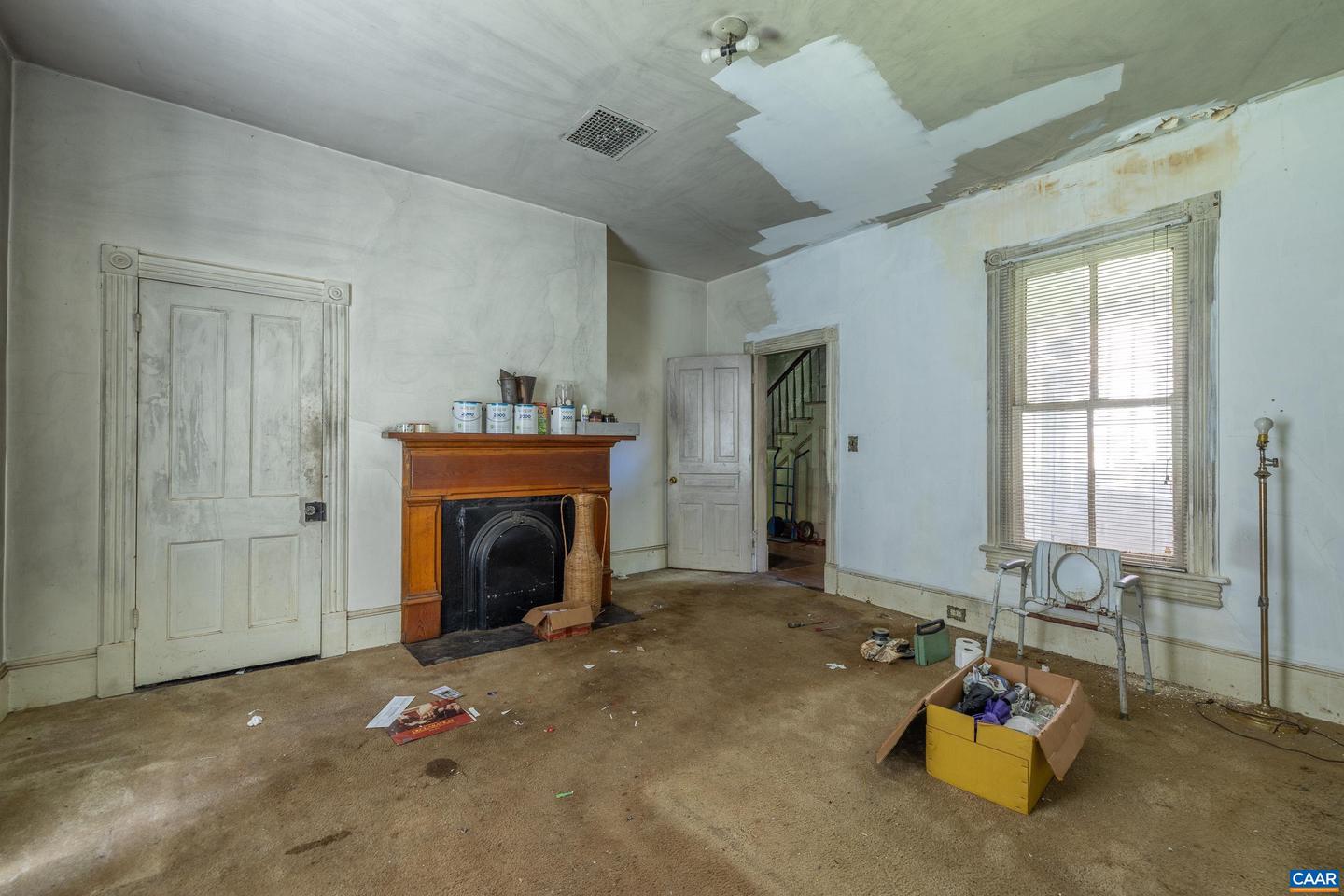 708 LOCUST AVE, CHARLOTTESVILLE, Virginia 22902, 3 Bedrooms Bedrooms, ,1 BathroomBathrooms,Residential,For sale,708 LOCUST AVE,670698 MLS # 670698 708 LOCUST AVE, CHARLOTTESVILLE, Virginia 22902, 3 Bedrooms Bedrooms, ,1 BathroomBathrooms,Residential,For sale,708 LOCUST AVE,670698 MLS # 670698