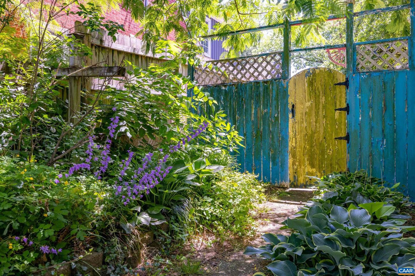 708 LOCUST AVE, CHARLOTTESVILLE, Virginia 22902, 3 Bedrooms Bedrooms, ,1 BathroomBathrooms,Residential,For sale,708 LOCUST AVE,670698 MLS # 670698 708 LOCUST AVE, CHARLOTTESVILLE, Virginia 22902, 3 Bedrooms Bedrooms, ,1 BathroomBathrooms,Residential,For sale,708 LOCUST AVE,670698 MLS # 670698