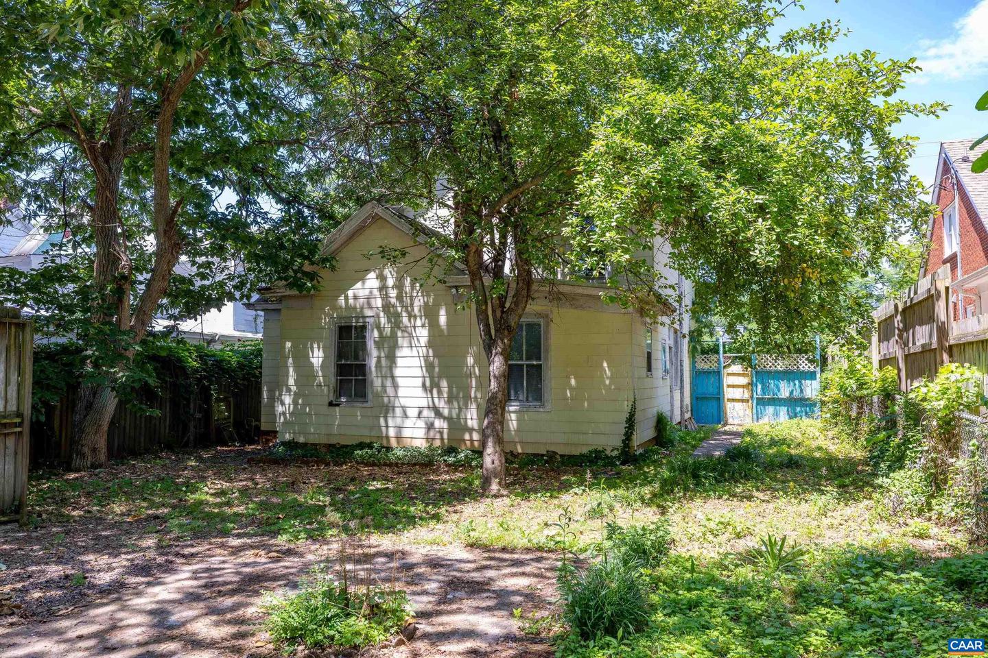708 LOCUST AVE, CHARLOTTESVILLE, Virginia 22902, 3 Bedrooms Bedrooms, ,1 BathroomBathrooms,Residential,For sale,708 LOCUST AVE,670698 MLS # 670698 708 LOCUST AVE, CHARLOTTESVILLE, Virginia 22902, 3 Bedrooms Bedrooms, ,1 BathroomBathrooms,Residential,For sale,708 LOCUST AVE,670698 MLS # 670698