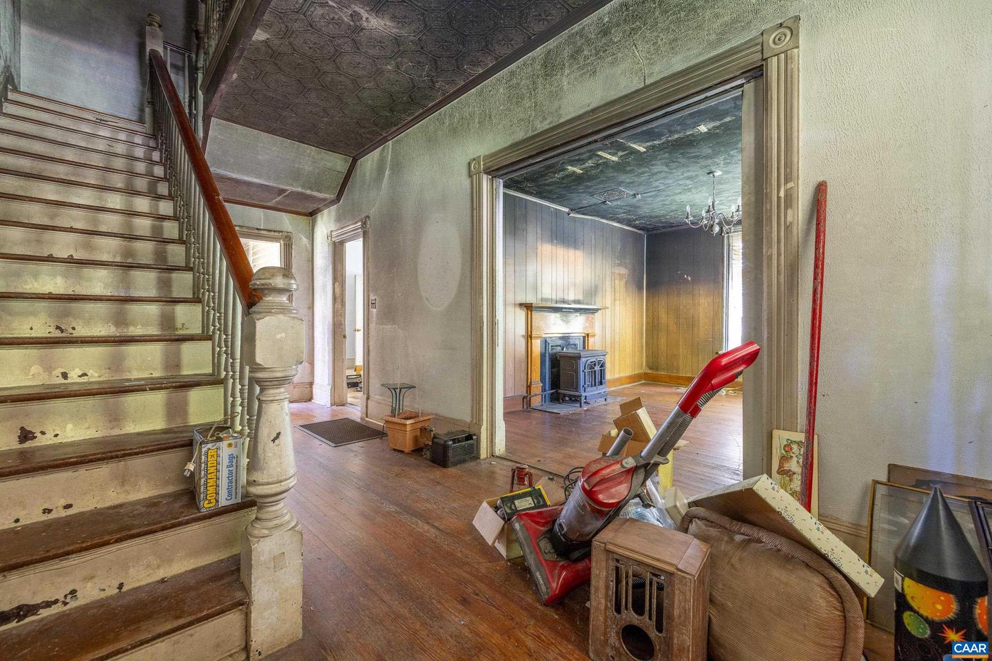 708 LOCUST AVE, CHARLOTTESVILLE, Virginia 22902, 3 Bedrooms Bedrooms, ,1 BathroomBathrooms,Residential,For sale,708 LOCUST AVE,670698 MLS # 670698 708 LOCUST AVE, CHARLOTTESVILLE, Virginia 22902, 3 Bedrooms Bedrooms, ,1 BathroomBathrooms,Residential,For sale,708 LOCUST AVE,670698 MLS # 670698