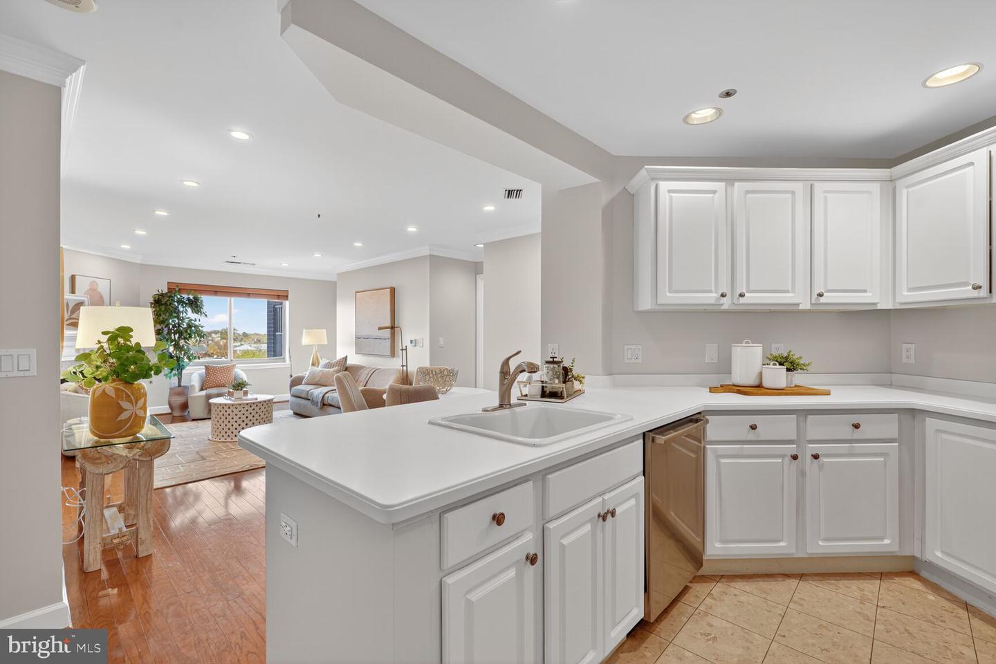 1050 N STUART ST #701, ARLINGTON, Virginia 22201, 2 Bedrooms Bedrooms, ,2 BathroomsBathrooms,Residential,For sale,1050 N STUART ST #701,VAAR2065696 MLS # VAAR2065696 1050 N STUART ST #701, ARLINGTON, Virginia 22201, 2 Bedrooms Bedrooms, ,2 BathroomsBathrooms,Residential,For sale,1050 N STUART ST #701,VAAR2065696 MLS # VAAR2065696