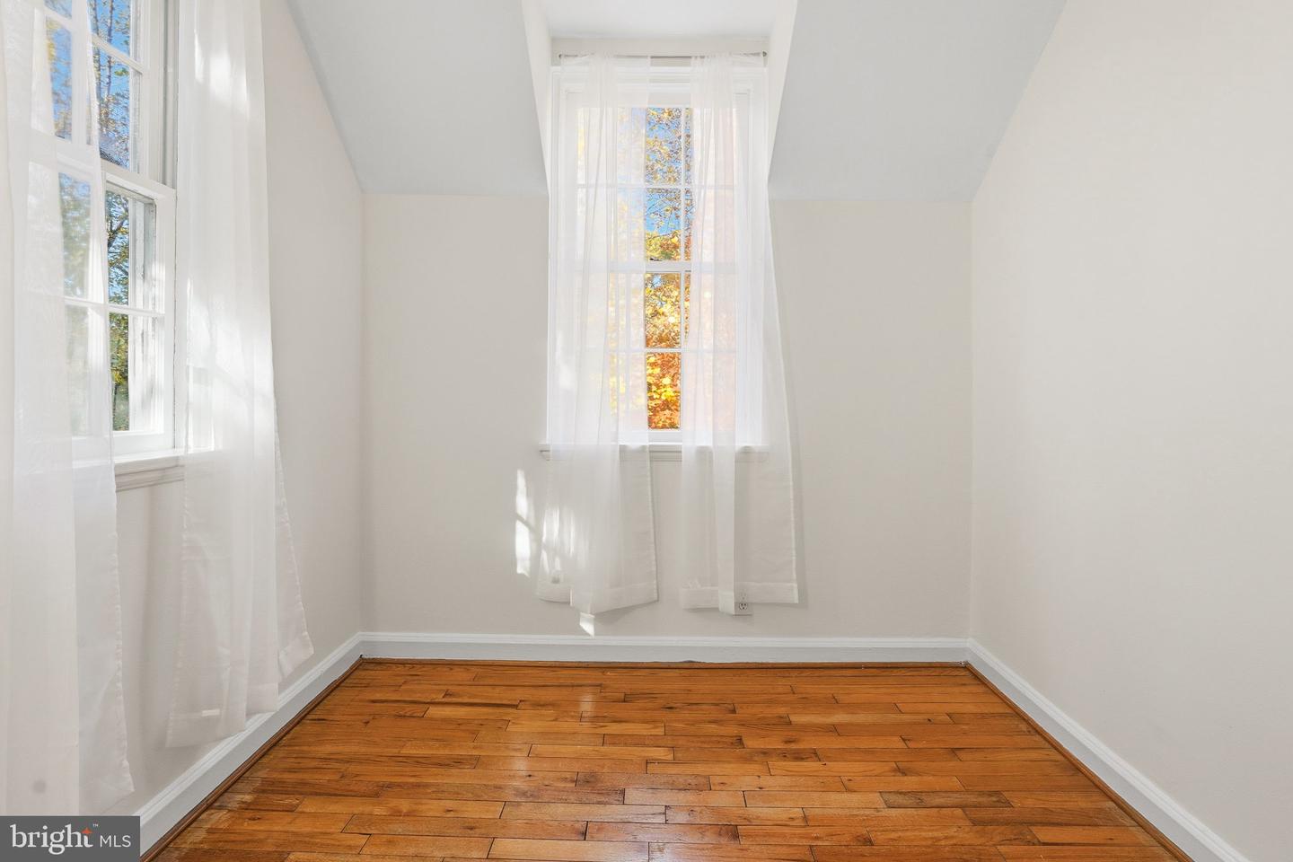 4673 34TH ST S, ARLINGTON, Virginia 22206, 3 Bedrooms Bedrooms, ,2 BathroomsBathrooms,Residential,For sale,4673 34TH ST S,VAAR2065672 MLS # VAAR2065672 4673 34TH ST S, ARLINGTON, Virginia 22206, 3 Bedrooms Bedrooms, ,2 BathroomsBathrooms,Residential,For sale,4673 34TH ST S,VAAR2065672 MLS # VAAR2065672