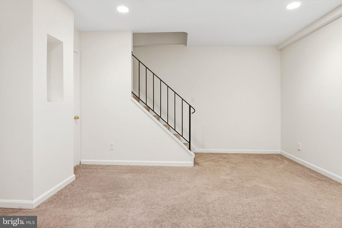 4673 34TH ST S, ARLINGTON, Virginia 22206, 3 Bedrooms Bedrooms, ,2 BathroomsBathrooms,Residential,For sale,4673 34TH ST S,VAAR2065672 MLS # VAAR2065672 4673 34TH ST S, ARLINGTON, Virginia 22206, 3 Bedrooms Bedrooms, ,2 BathroomsBathrooms,Residential,For sale,4673 34TH ST S,VAAR2065672 MLS # VAAR2065672