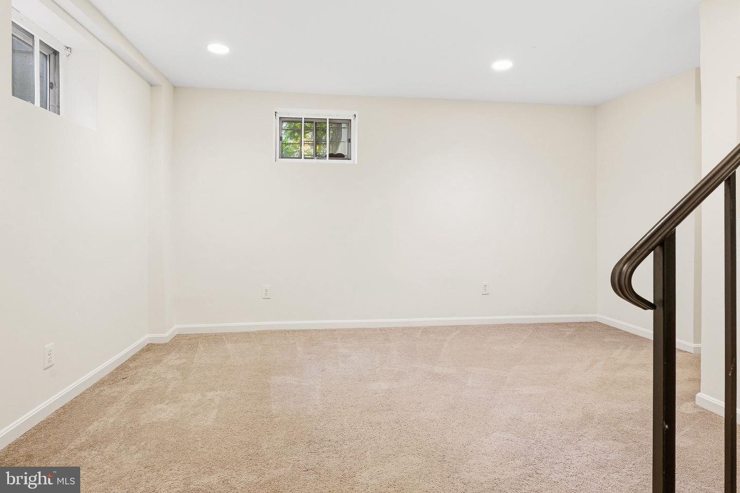 4673 34TH ST S, ARLINGTON, Virginia 22206, 3 Bedrooms Bedrooms, ,2 BathroomsBathrooms,Residential,For sale,4673 34TH ST S,VAAR2065672 MLS # VAAR2065672 4673 34TH ST S, ARLINGTON, Virginia 22206, 3 Bedrooms Bedrooms, ,2 BathroomsBathrooms,Residential,For sale,4673 34TH ST S,VAAR2065672 MLS # VAAR2065672