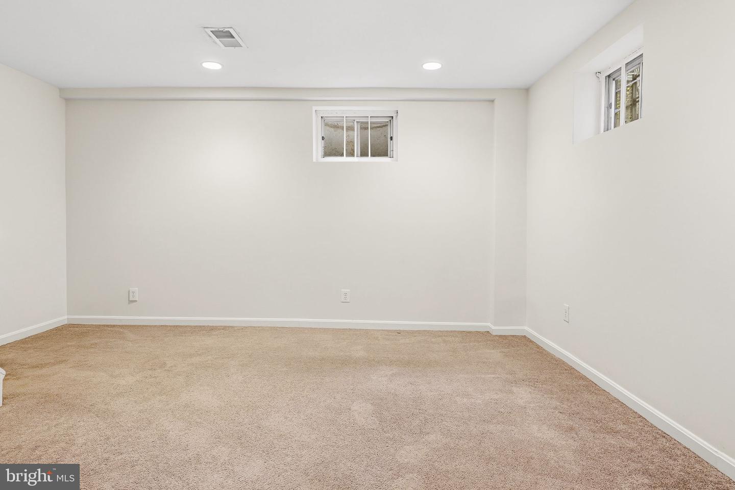 4673 34TH ST S, ARLINGTON, Virginia 22206, 3 Bedrooms Bedrooms, ,2 BathroomsBathrooms,Residential,For sale,4673 34TH ST S,VAAR2065672 MLS # VAAR2065672 4673 34TH ST S, ARLINGTON, Virginia 22206, 3 Bedrooms Bedrooms, ,2 BathroomsBathrooms,Residential,For sale,4673 34TH ST S,VAAR2065672 MLS # VAAR2065672