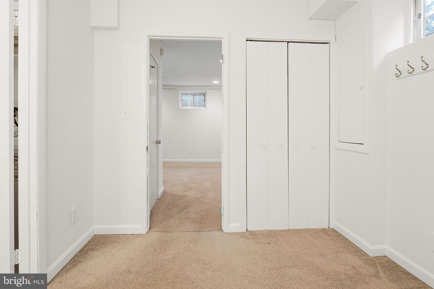 4673 34TH ST S, ARLINGTON, Virginia 22206, 3 Bedrooms Bedrooms, ,2 BathroomsBathrooms,Residential,For sale,4673 34TH ST S,VAAR2065672 MLS # VAAR2065672 4673 34TH ST S, ARLINGTON, Virginia 22206, 3 Bedrooms Bedrooms, ,2 BathroomsBathrooms,Residential,For sale,4673 34TH ST S,VAAR2065672 MLS # VAAR2065672