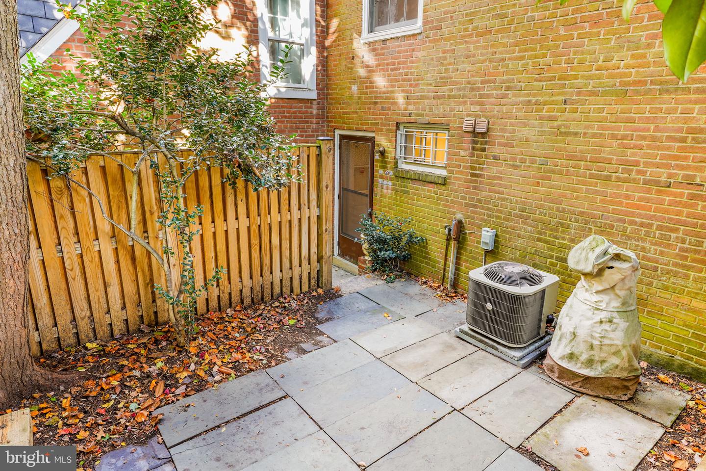 4673 34TH ST S, ARLINGTON, Virginia 22206, 3 Bedrooms Bedrooms, ,2 BathroomsBathrooms,Residential,For sale,4673 34TH ST S,VAAR2065672 MLS # VAAR2065672 4673 34TH ST S, ARLINGTON, Virginia 22206, 3 Bedrooms Bedrooms, ,2 BathroomsBathrooms,Residential,For sale,4673 34TH ST S,VAAR2065672 MLS # VAAR2065672