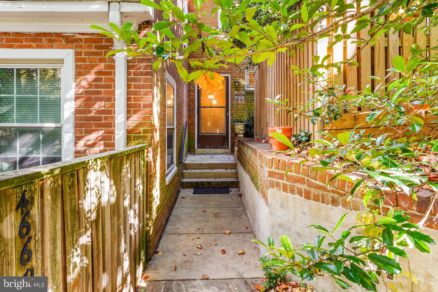 4673 34TH ST S, ARLINGTON, Virginia 22206, 3 Bedrooms Bedrooms, ,2 BathroomsBathrooms,Residential,For sale,4673 34TH ST S,VAAR2065672 MLS # VAAR2065672 4673 34TH ST S, ARLINGTON, Virginia 22206, 3 Bedrooms Bedrooms, ,2 BathroomsBathrooms,Residential,For sale,4673 34TH ST S,VAAR2065672 MLS # VAAR2065672