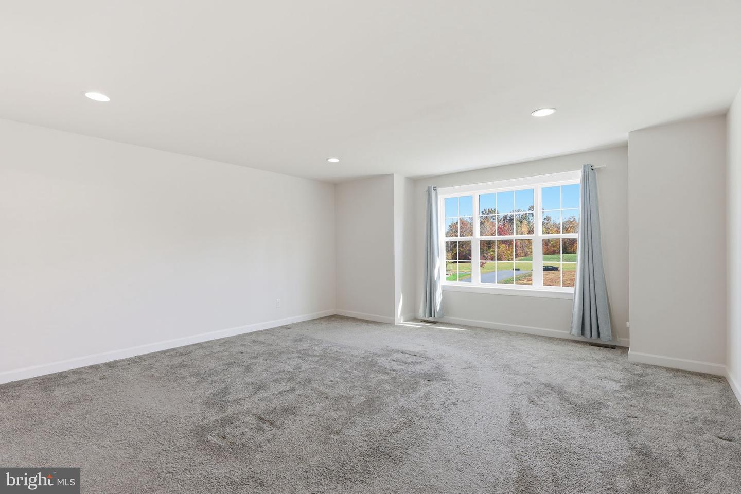 225 PERTH DR, FREDERICKSBURG, Virginia 22405, 5 Bedrooms Bedrooms, ,2 BathroomsBathrooms,Residential,For sale,225 PERTH DR,VAST2044022 MLS # VAST2044022 225 PERTH DR, FREDERICKSBURG, Virginia 22405, 5 Bedrooms Bedrooms, ,2 BathroomsBathrooms,Residential,For sale,225 PERTH DR,VAST2044022 MLS # VAST2044022