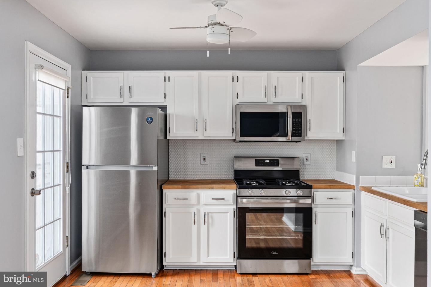 3066 ANTRIM CIR, DUMFRIES, Virginia 22026, 3 Bedrooms Bedrooms, ,2 BathroomsBathrooms,Residential,For sale,3066 ANTRIM CIR,VAPW2107284 MLS # VAPW2107284 3066 ANTRIM CIR, DUMFRIES, Virginia 22026, 3 Bedrooms Bedrooms, ,2 BathroomsBathrooms,Residential,For sale,3066 ANTRIM CIR,VAPW2107284 MLS # VAPW2107284