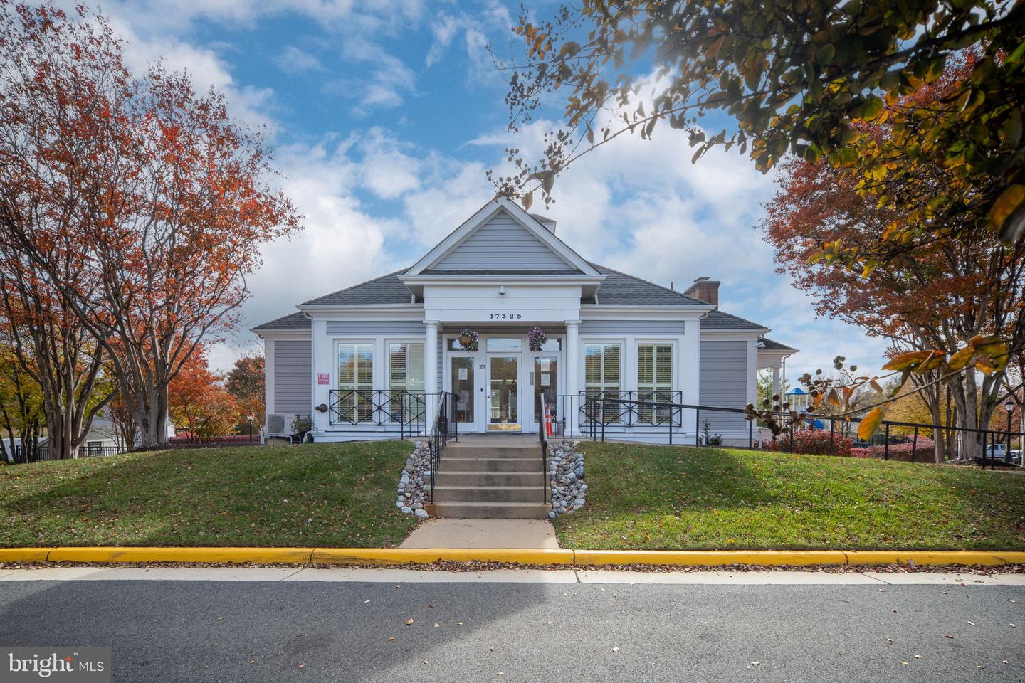 3066 ANTRIM CIR, DUMFRIES, Virginia 22026, 3 Bedrooms Bedrooms, ,2 BathroomsBathrooms,Residential,For sale,3066 ANTRIM CIR,VAPW2107284 MLS # VAPW2107284 3066 ANTRIM CIR, DUMFRIES, Virginia 22026, 3 Bedrooms Bedrooms, ,2 BathroomsBathrooms,Residential,For sale,3066 ANTRIM CIR,VAPW2107284 MLS # VAPW2107284