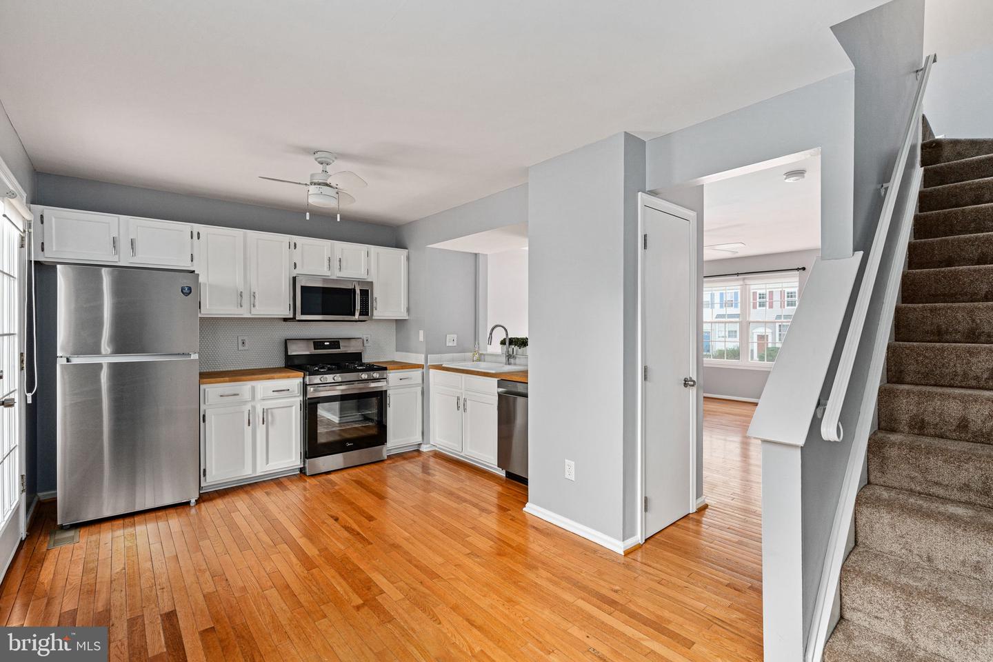 3066 ANTRIM CIR, DUMFRIES, Virginia 22026, 3 Bedrooms Bedrooms, ,2 BathroomsBathrooms,Residential,For sale,3066 ANTRIM CIR,VAPW2107284 MLS # VAPW2107284 3066 ANTRIM CIR, DUMFRIES, Virginia 22026, 3 Bedrooms Bedrooms, ,2 BathroomsBathrooms,Residential,For sale,3066 ANTRIM CIR,VAPW2107284 MLS # VAPW2107284