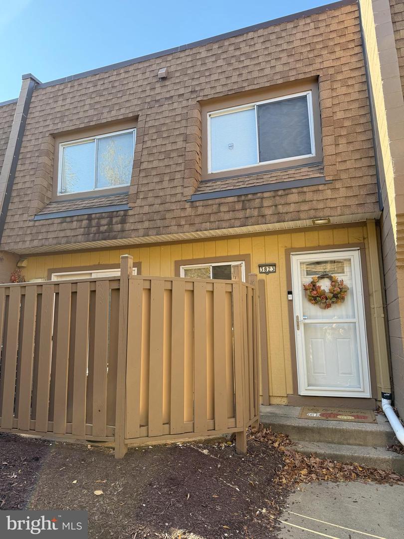 3823 MONTE VISTA PL #97D, ALEXANDRIA, Virginia 22309, 2 Bedrooms Bedrooms, ,1 BathroomBathrooms,Residential,For sale,3823 MONTE VISTA PL #97D,VAFX2277638 MLS # VAFX2277638 3823 MONTE VISTA PL #97D, ALEXANDRIA, Virginia 22309, 2 Bedrooms Bedrooms, ,1 BathroomBathrooms,Residential,For sale,3823 MONTE VISTA PL #97D,VAFX2277638 MLS # VAFX2277638