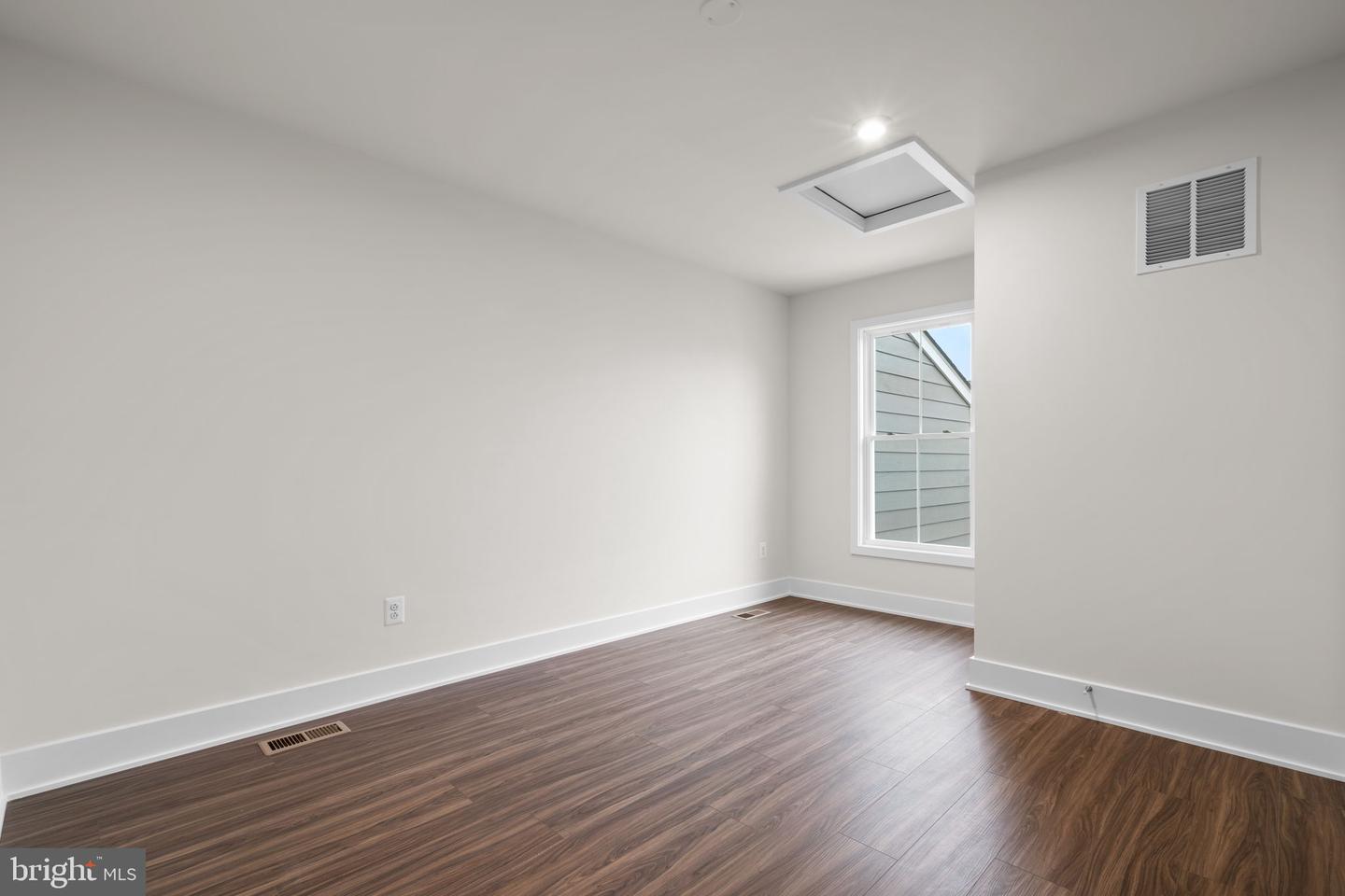 2676 RIVER BIRCH RD, HERNDON, Virginia 20171, 3 Bedrooms Bedrooms, ,3 BathroomsBathrooms,Residential,For sale,2676 RIVER BIRCH RD,VAFX2277806 MLS # VAFX2277806 2676 RIVER BIRCH RD, HERNDON, Virginia 20171, 3 Bedrooms Bedrooms, ,3 BathroomsBathrooms,Residential,For sale,2676 RIVER BIRCH RD,VAFX2277806 MLS # VAFX2277806