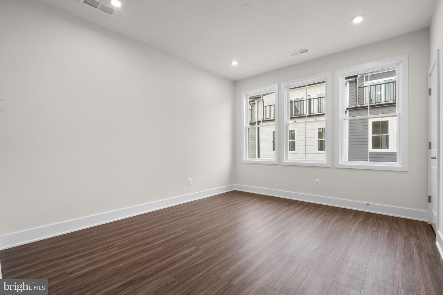 2676 RIVER BIRCH RD, HERNDON, Virginia 20171, 3 Bedrooms Bedrooms, ,3 BathroomsBathrooms,Residential,For sale,2676 RIVER BIRCH RD,VAFX2277806 MLS # VAFX2277806 2676 RIVER BIRCH RD, HERNDON, Virginia 20171, 3 Bedrooms Bedrooms, ,3 BathroomsBathrooms,Residential,For sale,2676 RIVER BIRCH RD,VAFX2277806 MLS # VAFX2277806