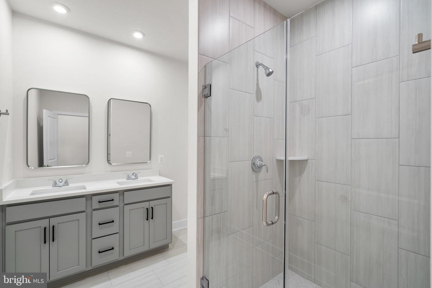 2676 RIVER BIRCH RD, HERNDON, Virginia 20171, 3 Bedrooms Bedrooms, ,3 BathroomsBathrooms,Residential,For sale,2676 RIVER BIRCH RD,VAFX2277806 MLS # VAFX2277806 2676 RIVER BIRCH RD, HERNDON, Virginia 20171, 3 Bedrooms Bedrooms, ,3 BathroomsBathrooms,Residential,For sale,2676 RIVER BIRCH RD,VAFX2277806 MLS # VAFX2277806