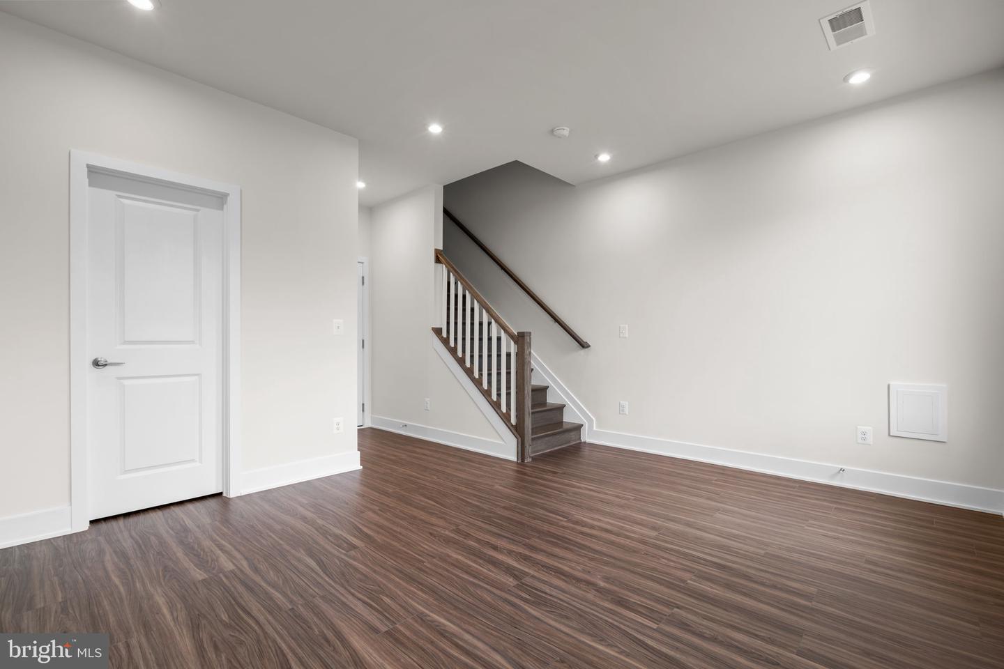 2676 RIVER BIRCH RD, HERNDON, Virginia 20171, 3 Bedrooms Bedrooms, ,3 BathroomsBathrooms,Residential,For sale,2676 RIVER BIRCH RD,VAFX2277806 MLS # VAFX2277806 2676 RIVER BIRCH RD, HERNDON, Virginia 20171, 3 Bedrooms Bedrooms, ,3 BathroomsBathrooms,Residential,For sale,2676 RIVER BIRCH RD,VAFX2277806 MLS # VAFX2277806