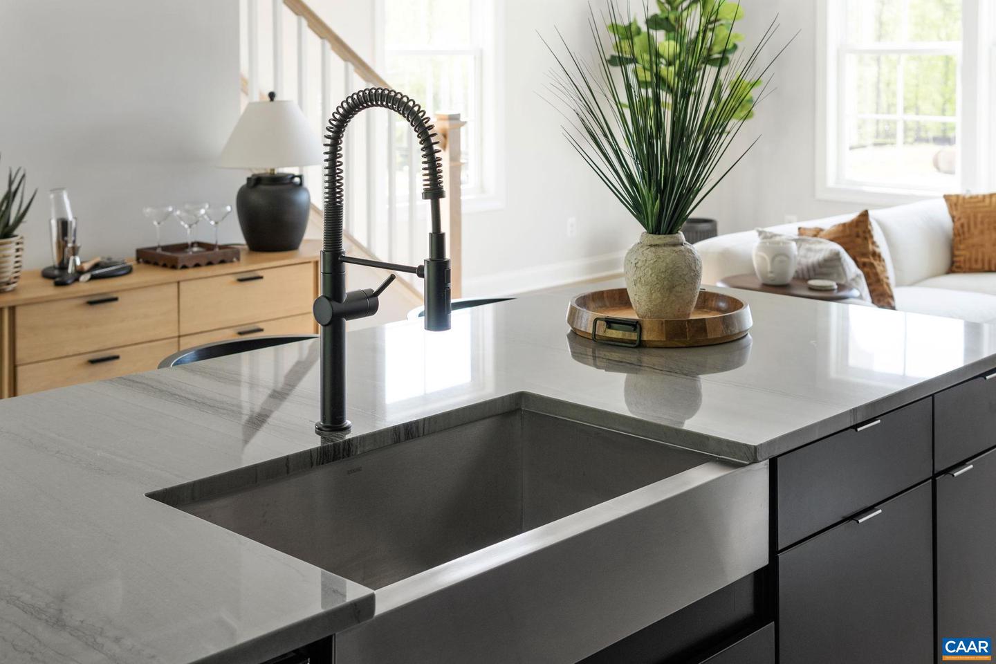 46 LACONIA LN, CHARLOTTESVILLE, Virginia 22911, 3 Bedrooms Bedrooms, ,2 BathroomsBathrooms,Residential,For sale,46 LACONIA LN,670709 MLS # 670709 46 LACONIA LN, CHARLOTTESVILLE, Virginia 22911, 3 Bedrooms Bedrooms, ,2 BathroomsBathrooms,Residential,For sale,46 LACONIA LN,670709 MLS # 670709