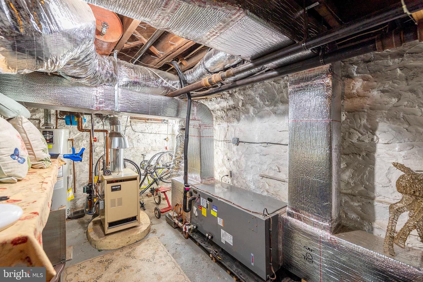 216 FAIRMONT AVE, WINCHESTER, Virginia 22601, 3 Bedrooms Bedrooms, ,1 BathroomBathrooms,Residential,For sale,216 FAIRMONT AVE,VAWI2009418 MLS # VAWI2009418 216 FAIRMONT AVE, WINCHESTER, Virginia 22601, 3 Bedrooms Bedrooms, ,1 BathroomBathrooms,Residential,For sale,216 FAIRMONT AVE,VAWI2009418 MLS # VAWI2009418