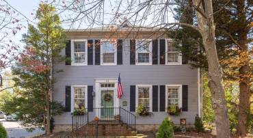 216 FAIRMONT AVE, WINCHESTER, Virginia 22601, 3 Bedrooms Bedrooms, ,1 BathroomBathrooms,Residential,For sale,216 FAIRMONT AVE,VAWI2009418 MLS # VAWI2009418