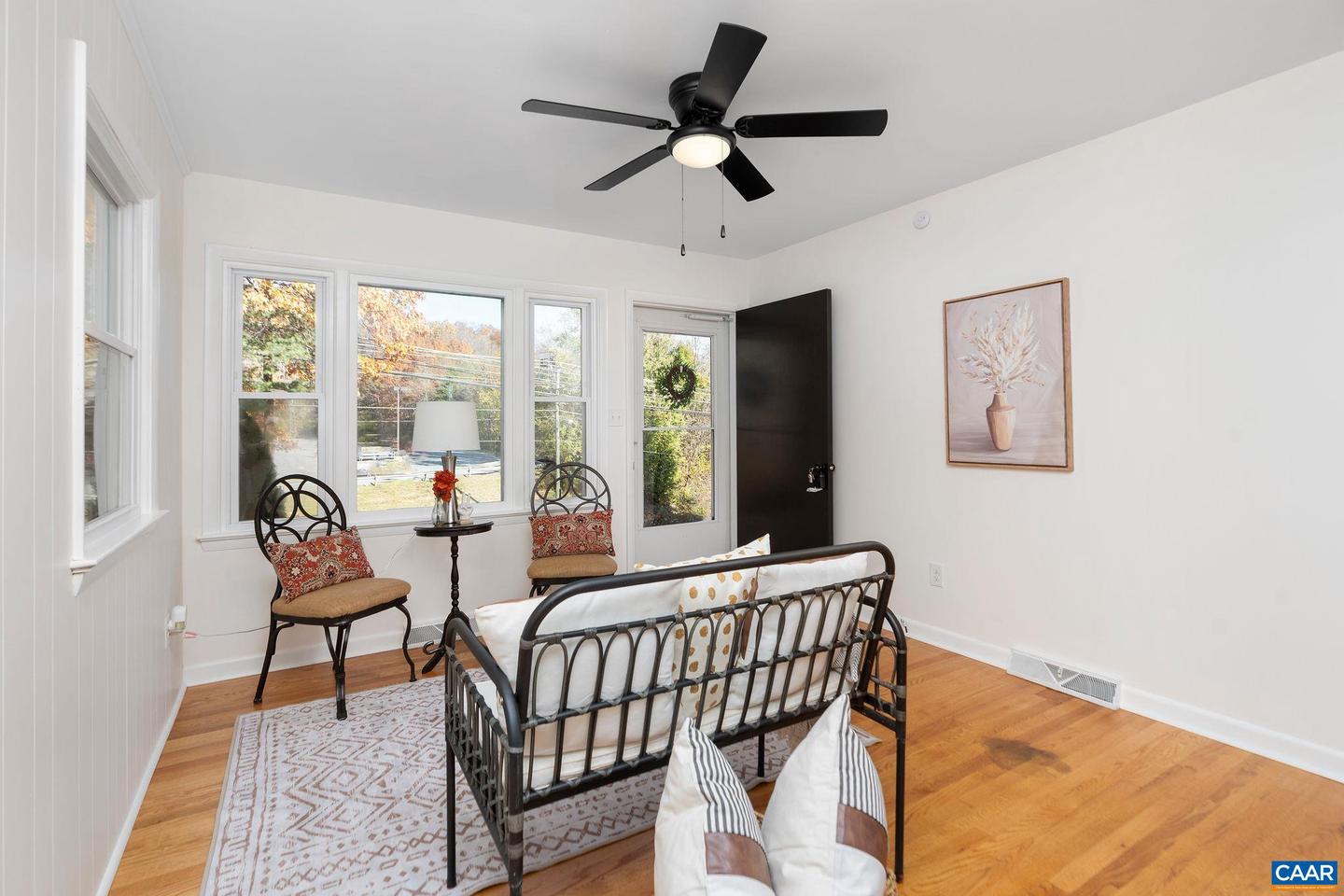 2418 W BEVERLEY ST, STAUNTON, Virginia 24401, 3 Bedrooms Bedrooms, ,1 BathroomBathrooms,Residential,For sale,2418 W BEVERLEY ST,670712 MLS # 670712 2418 W BEVERLEY ST, STAUNTON, Virginia 24401, 3 Bedrooms Bedrooms, ,1 BathroomBathrooms,Residential,For sale,2418 W BEVERLEY ST,670712 MLS # 670712