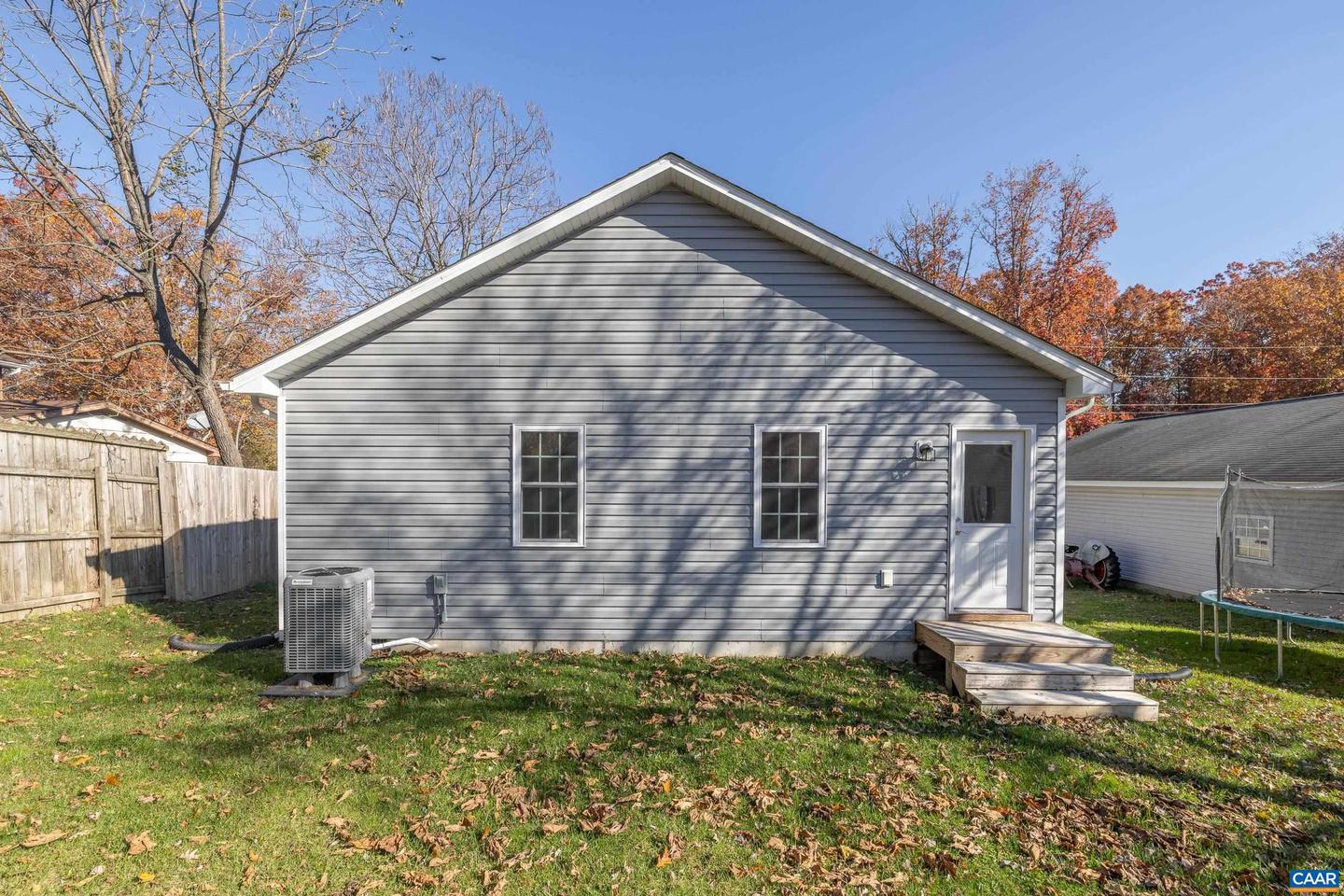 1104 GARDNER ST, WAYNESBORO, Virginia 22980, 3 Bedrooms Bedrooms, ,2 BathroomsBathrooms,Residential,For sale,1104 GARDNER ST,670719 MLS # 670719 1104 GARDNER ST, WAYNESBORO, Virginia 22980, 3 Bedrooms Bedrooms, ,2 BathroomsBathrooms,Residential,For sale,1104 GARDNER ST,670719 MLS # 670719