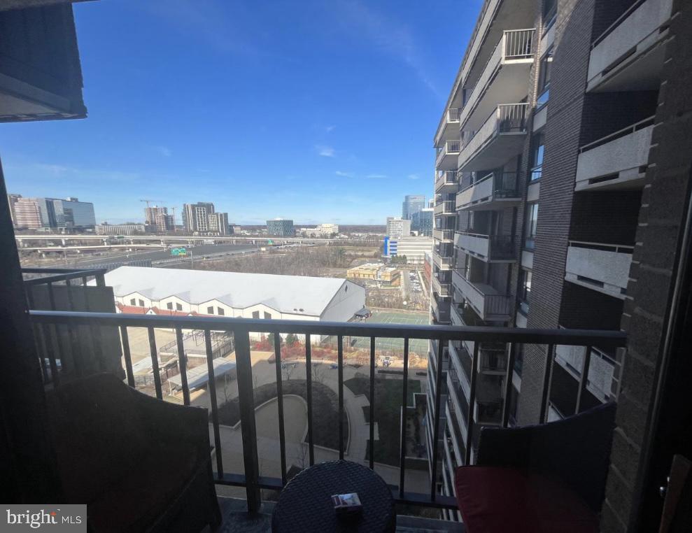 1800 OLD MEADOW RD #1215, MCLEAN, Virginia 22102, 1 Bedroom Bedrooms, ,1 BathroomBathrooms,Residential,For sale,1800 OLD MEADOW RD #1215,VAFX2277844 MLS # VAFX2277844 1800 OLD MEADOW RD #1215, MCLEAN, Virginia 22102, 1 Bedroom Bedrooms, ,1 BathroomBathrooms,Residential,For sale,1800 OLD MEADOW RD #1215,VAFX2277844 MLS # VAFX2277844