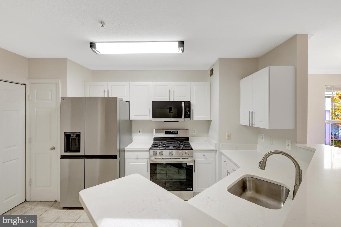 12912 FAIR BRIAR LN, FAIRFAX, Virginia 22033, 2 Bedrooms Bedrooms, ,1 BathroomBathrooms,Residential,For sale,12912 FAIR BRIAR LN,VAFX2277858 MLS # VAFX2277858