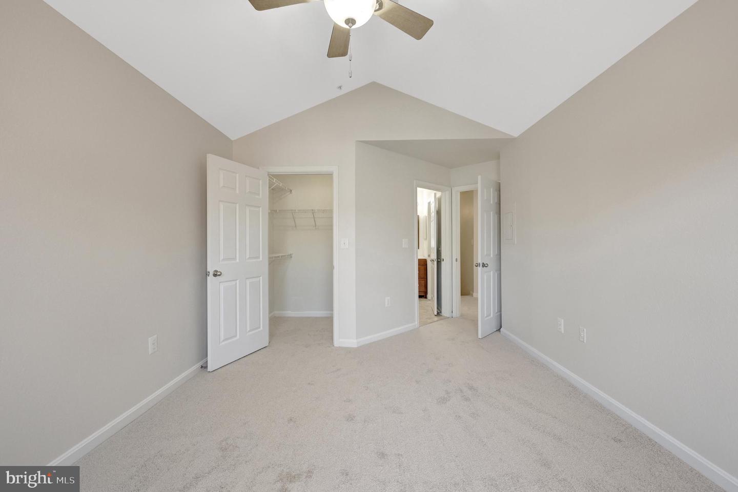 12912 FAIR BRIAR LN, FAIRFAX, Virginia 22033, 2 Bedrooms Bedrooms, ,1 BathroomBathrooms,Residential,For sale,12912 FAIR BRIAR LN,VAFX2277858 MLS # VAFX2277858