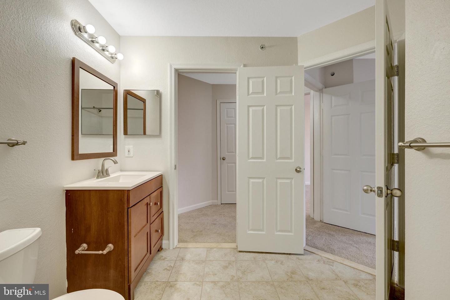 12912 FAIR BRIAR LN, FAIRFAX, Virginia 22033, 2 Bedrooms Bedrooms, ,1 BathroomBathrooms,Residential,For sale,12912 FAIR BRIAR LN,VAFX2277858 MLS # VAFX2277858