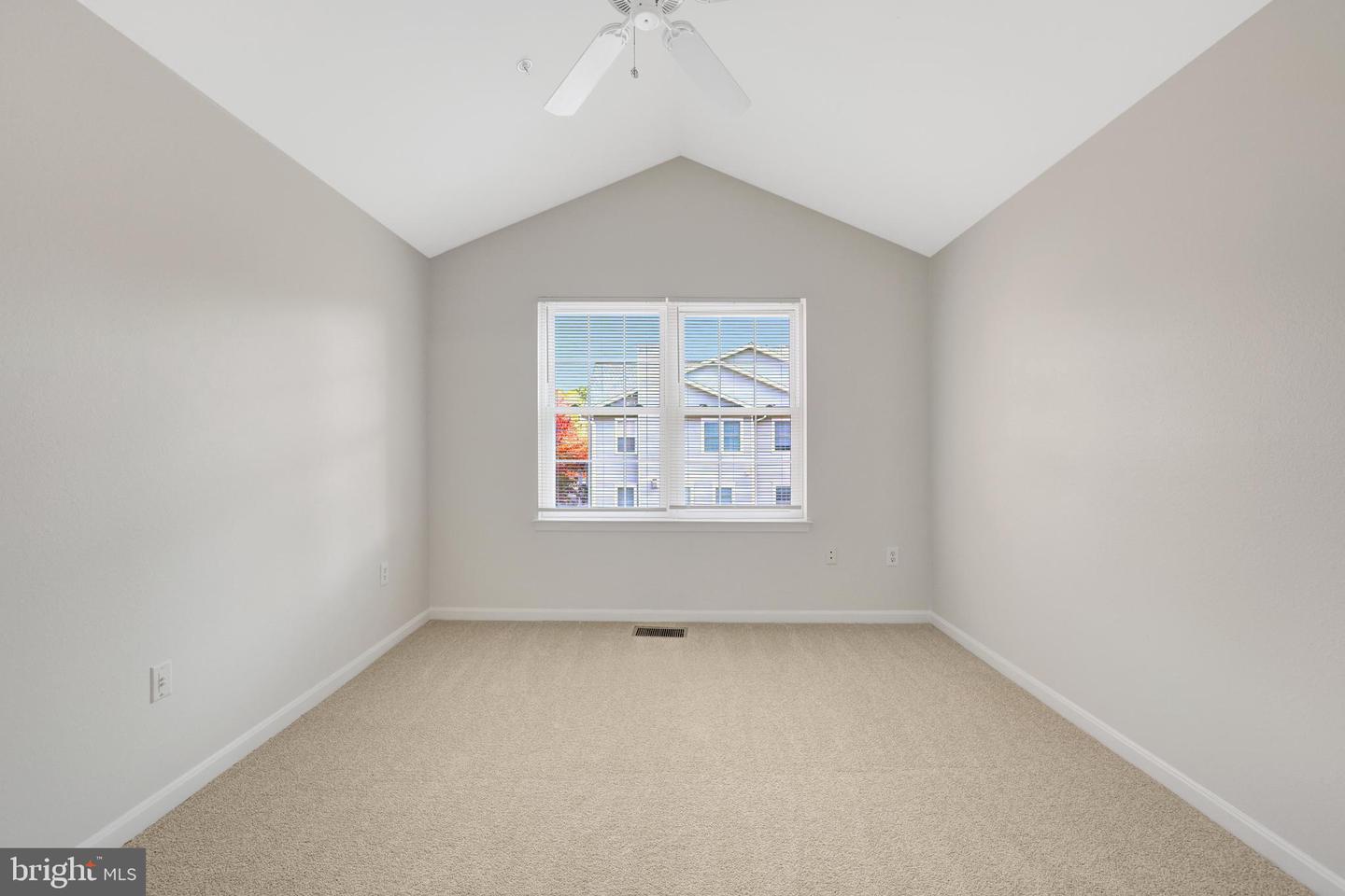 12845 FAIR BRIAR LN, FAIRFAX, Virginia 22033, 2 Bedrooms Bedrooms, ,1 BathroomBathrooms,Residential,For sale,12845 FAIR BRIAR LN,VAFX2277862 MLS # VAFX2277862 12845 FAIR BRIAR LN, FAIRFAX, Virginia 22033, 2 Bedrooms Bedrooms, ,1 BathroomBathrooms,Residential,For sale,12845 FAIR BRIAR LN,VAFX2277862 MLS # VAFX2277862