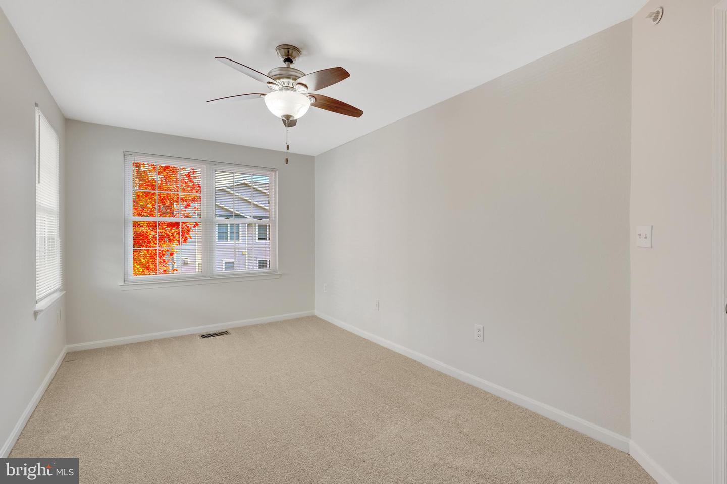 12845 FAIR BRIAR LN, FAIRFAX, Virginia 22033, 2 Bedrooms Bedrooms, ,1 BathroomBathrooms,Residential,For sale,12845 FAIR BRIAR LN,VAFX2277862 MLS # VAFX2277862 12845 FAIR BRIAR LN, FAIRFAX, Virginia 22033, 2 Bedrooms Bedrooms, ,1 BathroomBathrooms,Residential,For sale,12845 FAIR BRIAR LN,VAFX2277862 MLS # VAFX2277862