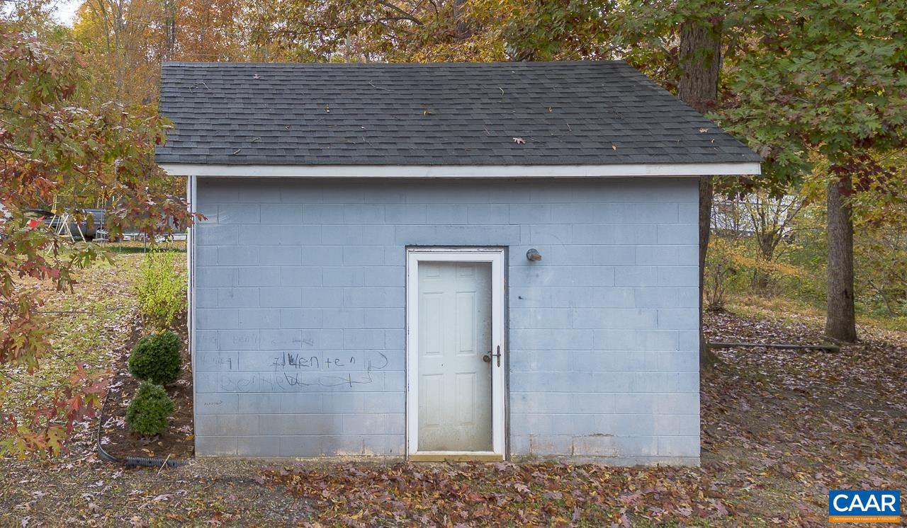 3660 UNION CHURCH RD, GLADSTONE, Virginia 24553, 3 Bedrooms Bedrooms, ,2 BathroomsBathrooms,Residential,For sale,3660 UNION CHURCH RD,670726 MLS # 670726 3660 UNION CHURCH RD, GLADSTONE, Virginia 24553, 3 Bedrooms Bedrooms, ,2 BathroomsBathrooms,Residential,For sale,3660 UNION CHURCH RD,670726 MLS # 670726