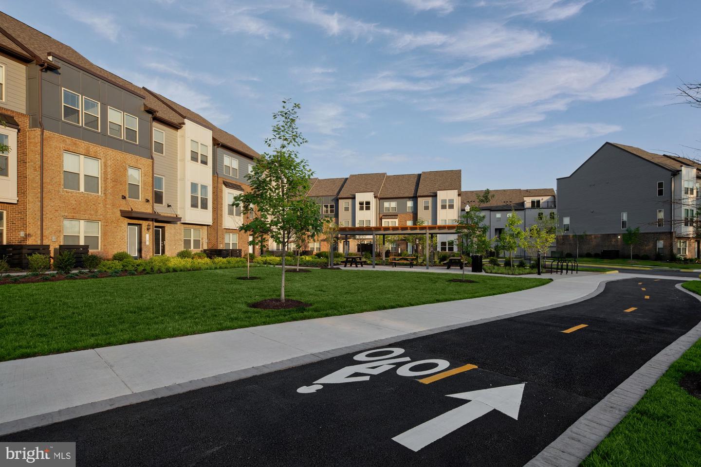 13168 ARCHES RD, HERNDON, Virginia 20170, 4 Bedrooms Bedrooms, ,3 BathroomsBathrooms,Residential,For sale,13168 ARCHES RD,VAFX2277866 MLS # VAFX2277866 13168 ARCHES RD, HERNDON, Virginia 20170, 4 Bedrooms Bedrooms, ,3 BathroomsBathrooms,Residential,For sale,13168 ARCHES RD,VAFX2277866 MLS # VAFX2277866