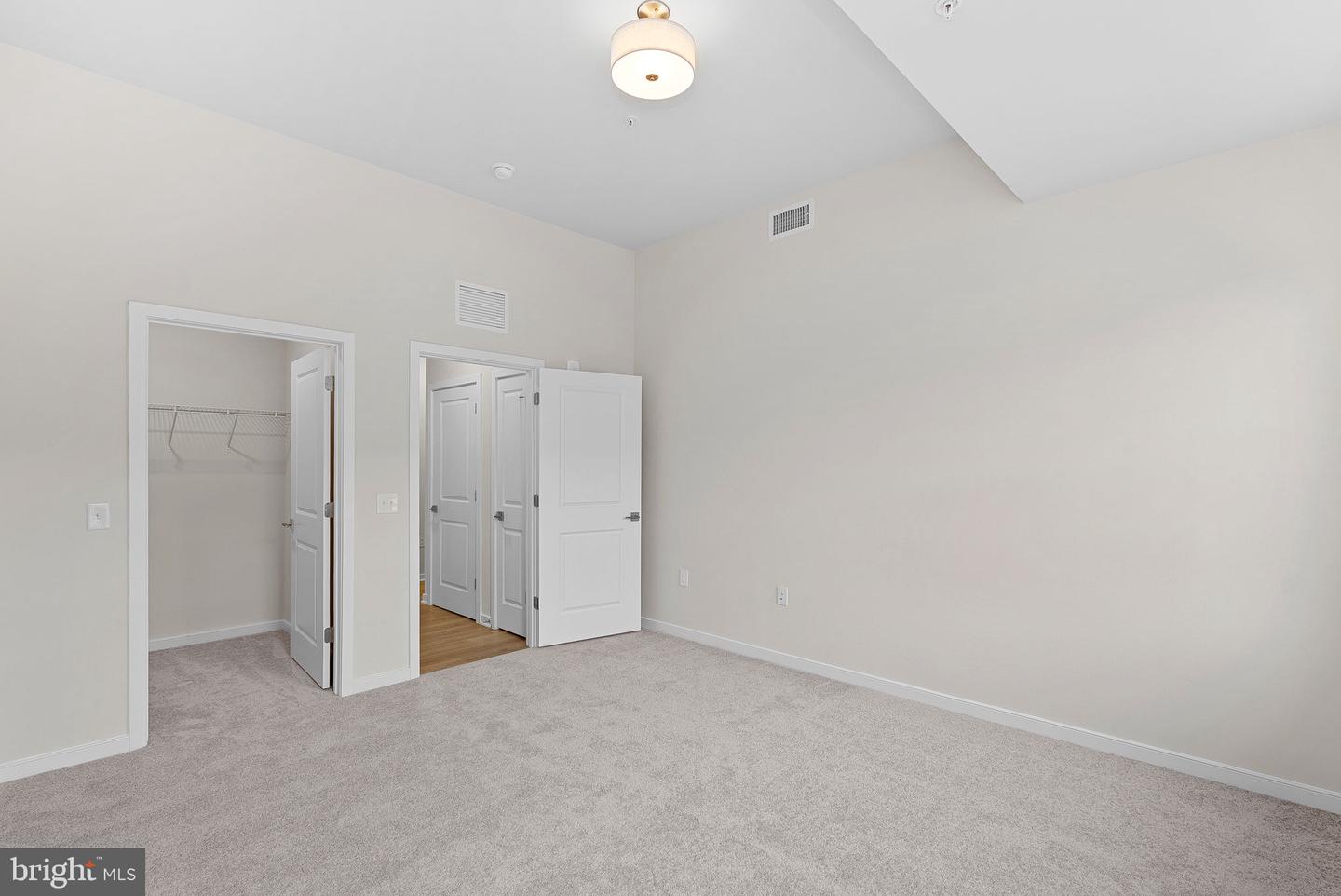 700 MOUNT AIRY TER NE #403A, LEESBURG, Virginia 20176, 2 Bedrooms Bedrooms, ,2 BathroomsBathrooms,Residential,For sale,700 MOUNT AIRY TER NE #403A,VALO2110554 MLS # VALO2110554 700 MOUNT AIRY TER NE #403A, LEESBURG, Virginia 20176, 2 Bedrooms Bedrooms, ,2 BathroomsBathrooms,Residential,For sale,700 MOUNT AIRY TER NE #403A,VALO2110554 MLS # VALO2110554