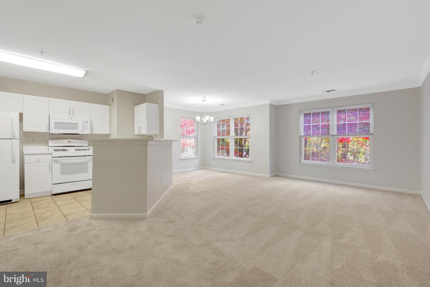 12737 FAIR BRIAR LN, FAIRFAX, Virginia 22033, 2 Bedrooms Bedrooms, ,1 BathroomBathrooms,Residential,For sale,12737 FAIR BRIAR LN,VAFX2277874 MLS # VAFX2277874 12737 FAIR BRIAR LN, FAIRFAX, Virginia 22033, 2 Bedrooms Bedrooms, ,1 BathroomBathrooms,Residential,For sale,12737 FAIR BRIAR LN,VAFX2277874 MLS # VAFX2277874