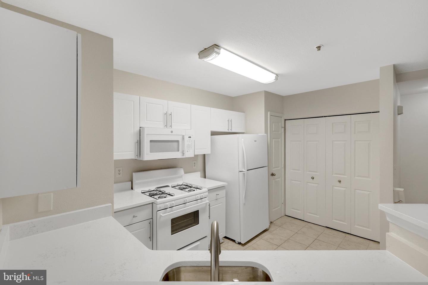 12855 FAIR BRIAR LN, FAIRFAX, Virginia 22033, 2 Bedrooms Bedrooms, ,1 BathroomBathrooms,Residential,For sale,12855 FAIR BRIAR LN,VAFX2277878 MLS # VAFX2277878 12855 FAIR BRIAR LN, FAIRFAX, Virginia 22033, 2 Bedrooms Bedrooms, ,1 BathroomBathrooms,Residential,For sale,12855 FAIR BRIAR LN,VAFX2277878 MLS # VAFX2277878