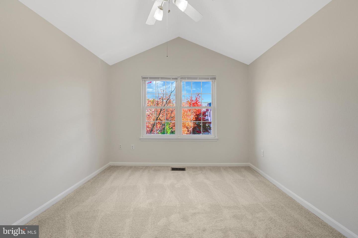 12855 FAIR BRIAR LN, FAIRFAX, Virginia 22033, 2 Bedrooms Bedrooms, ,1 BathroomBathrooms,Residential,For sale,12855 FAIR BRIAR LN,VAFX2277878 MLS # VAFX2277878 12855 FAIR BRIAR LN, FAIRFAX, Virginia 22033, 2 Bedrooms Bedrooms, ,1 BathroomBathrooms,Residential,For sale,12855 FAIR BRIAR LN,VAFX2277878 MLS # VAFX2277878