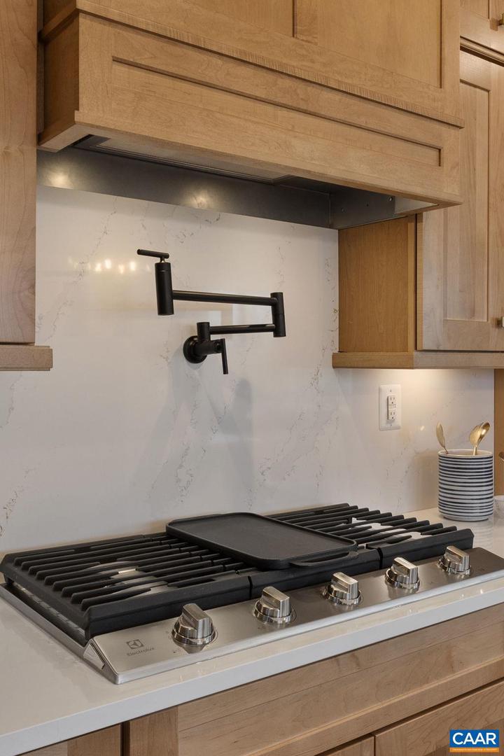 1115 SABLEWOOD DR, CHARLOTTESVILLE, Virginia 22911, 5 Bedrooms Bedrooms, ,3 BathroomsBathrooms,Residential,For sale,1115 SABLEWOOD DR,670733 MLS # 670733 1115 SABLEWOOD DR, CHARLOTTESVILLE, Virginia 22911, 5 Bedrooms Bedrooms, ,3 BathroomsBathrooms,Residential,For sale,1115 SABLEWOOD DR,670733 MLS # 670733