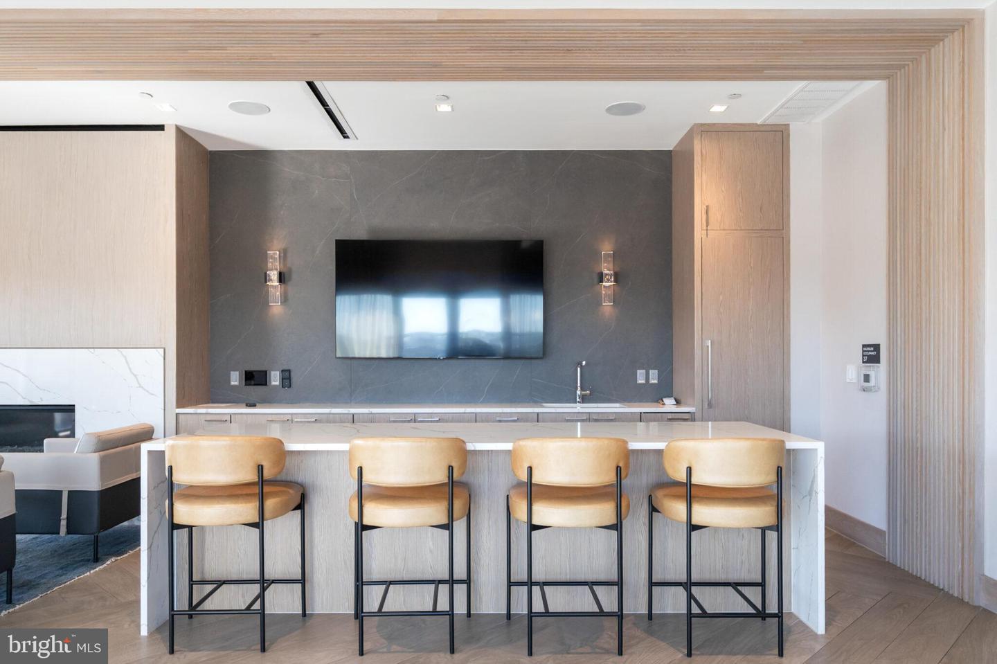 701 SWANN AVE #611, ALEXANDRIA, Virginia 22301, 2 Bedrooms Bedrooms, ,3 BathroomsBathrooms,Residential,For sale,701 SWANN AVE #611,VAAX2051502 MLS # VAAX2051502 701 SWANN AVE #611, ALEXANDRIA, Virginia 22301, 2 Bedrooms Bedrooms, ,3 BathroomsBathrooms,Residential,For sale,701 SWANN AVE #611,VAAX2051502 MLS # VAAX2051502