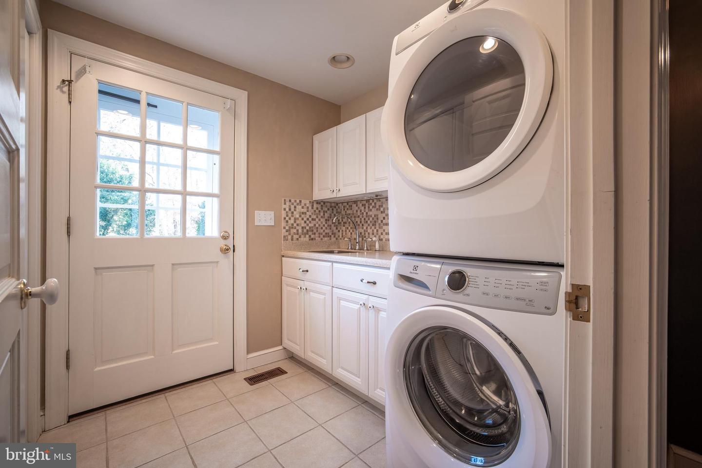 13232 LOYALTY RD, LEESBURG, Virginia 20176, 3 Bedrooms Bedrooms, ,3 BathroomsBathrooms,Residential,For sale,13232 LOYALTY RD,VALO2110538 MLS # VALO2110538 13232 LOYALTY RD, LEESBURG, Virginia 20176, 3 Bedrooms Bedrooms, ,3 BathroomsBathrooms,Residential,For sale,13232 LOYALTY RD,VALO2110538 MLS # VALO2110538