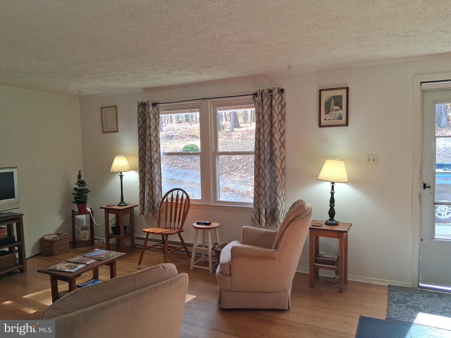 246 LAUREL LN, BLUEMONT, Virginia 20135, 2 Bedrooms Bedrooms, ,2 BathroomsBathrooms,Residential,For sale,246 LAUREL LN,VACL2006202 MLS # VACL2006202 246 LAUREL LN, BLUEMONT, Virginia 20135, 2 Bedrooms Bedrooms, ,2 BathroomsBathrooms,Residential,For sale,246 LAUREL LN,VACL2006202 MLS # VACL2006202