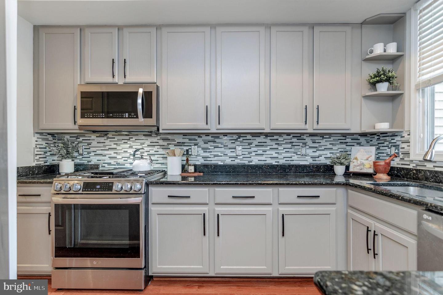 253 14TH ST SE #A, WASHINGTON, District Of Columbia 20003, 3 Bedrooms Bedrooms, 6 Rooms Rooms,2 BathroomsBathrooms,Residential,For sale,253 14TH ST SE #A,DCDC2230514 MLS # DCDC2230514 253 14TH ST SE #A, WASHINGTON, District Of Columbia 20003, 3 Bedrooms Bedrooms, 6 Rooms Rooms,2 BathroomsBathrooms,Residential,For sale,253 14TH ST SE #A,DCDC2230514 MLS # DCDC2230514